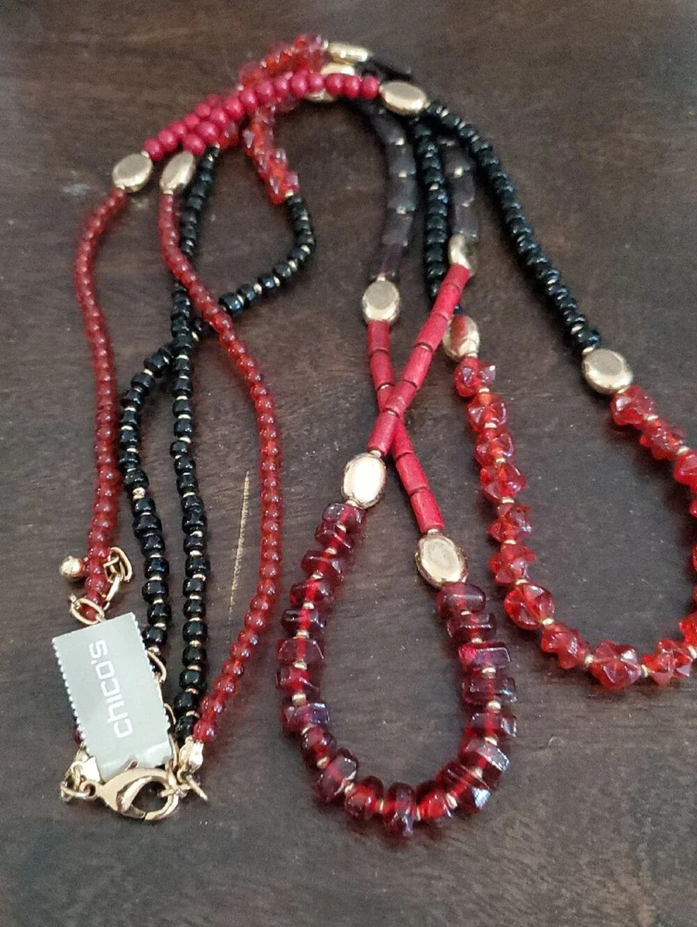 Double -Strand Red & Black Beaded Necklace Drama Sophisticated Classic Bold NWT